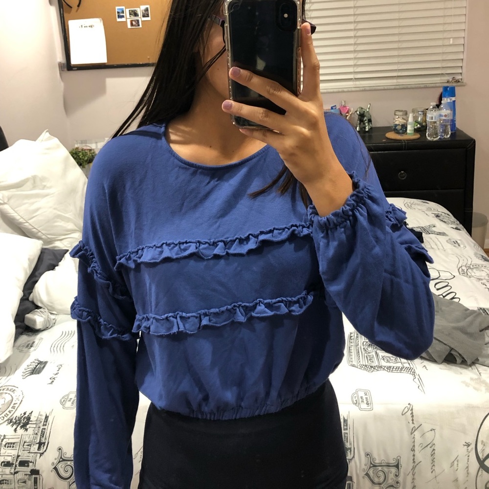 Frilly Croptop